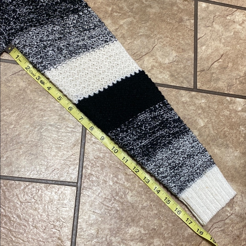 Black and White Striped Medium Cardigan Sweater Collegiate Fall Office - Picture 9 of 14